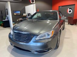 Chrysler 200 2012