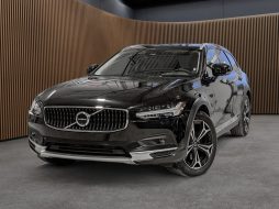 Volvo V90 Cross Country 2024