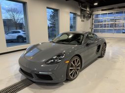 Porsche Cayman 2017