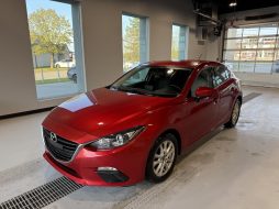 Mazda Mazda3 2015