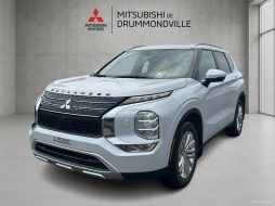 Mitsubishi Outlander 2023