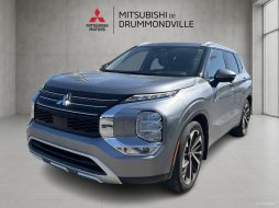 Mitsubishi Outlander PHEV 2023