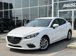 Mazda Mazda3 2015