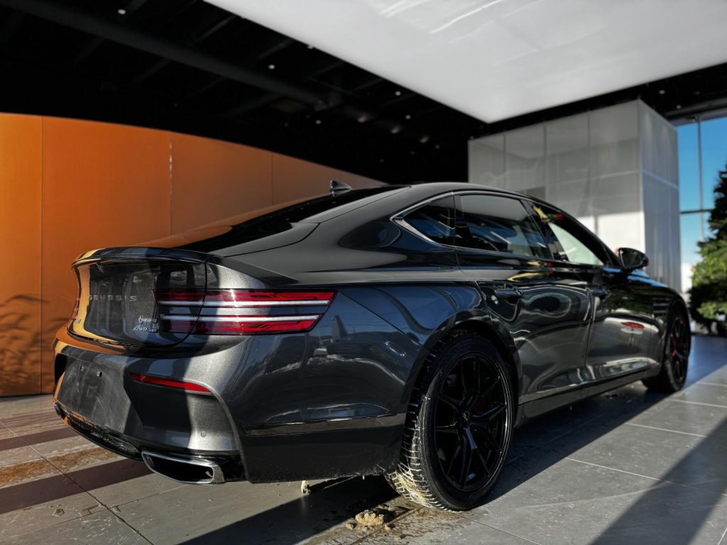 Genesis G80 2023
