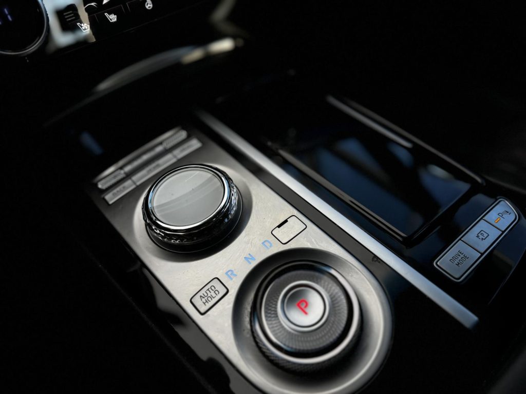 Genesis G80 2023