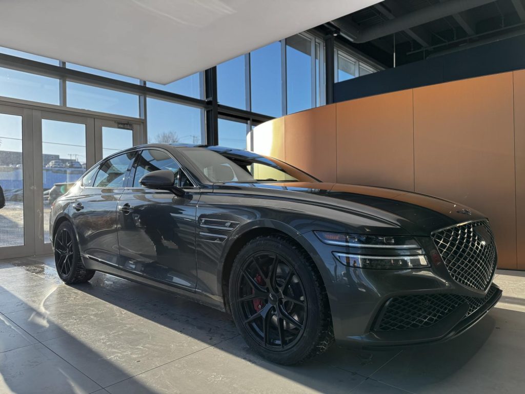 Genesis G80 2023
