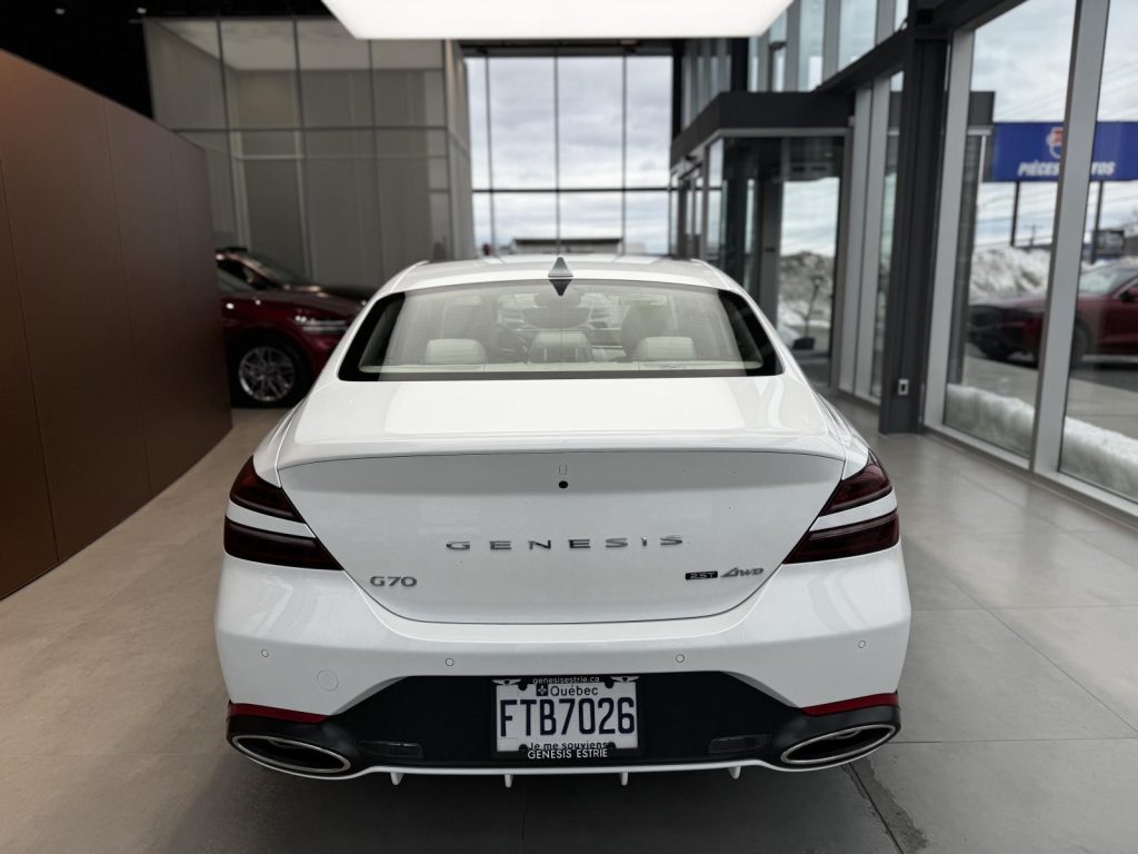 Genesis G70 2025