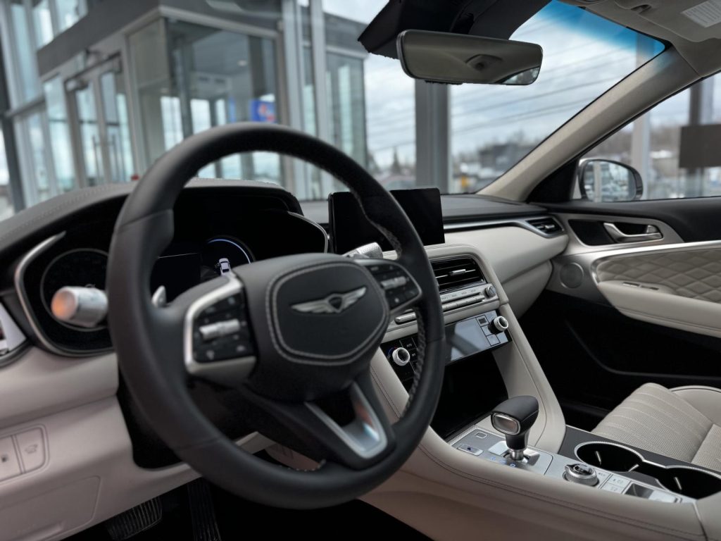 Genesis G70 2025