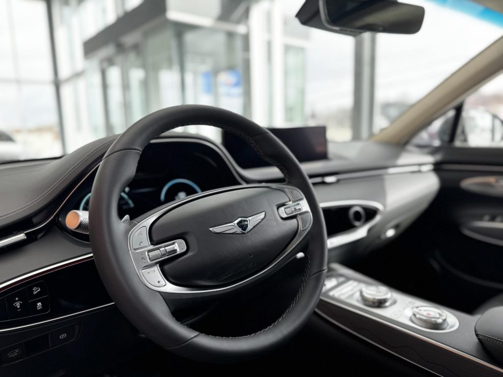 Genesis GV70 2025