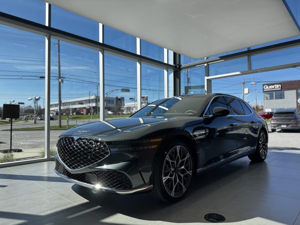 Genesis G90 2025