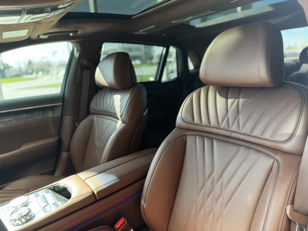 Genesis G90 2025