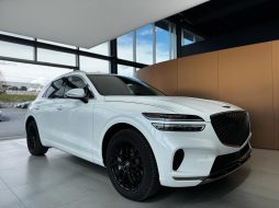 Genesis GV70 2025