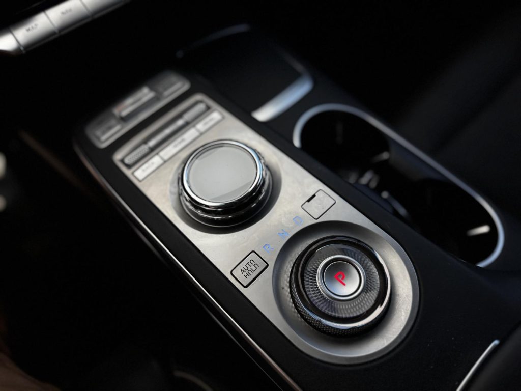 Genesis GV70 2022