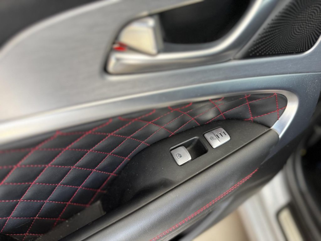 Genesis G70 2021