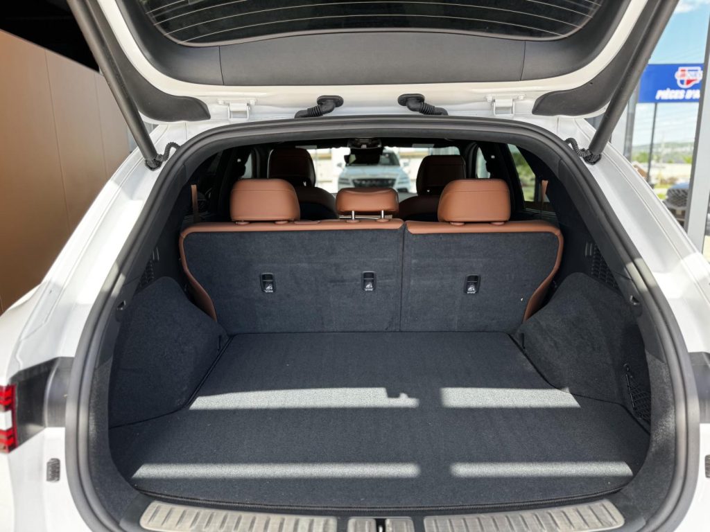 Genesis GV70 2024