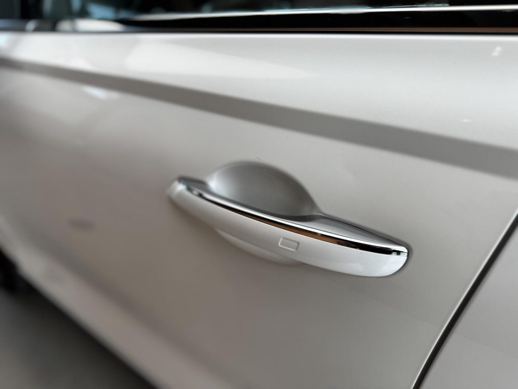Genesis GV70 2024