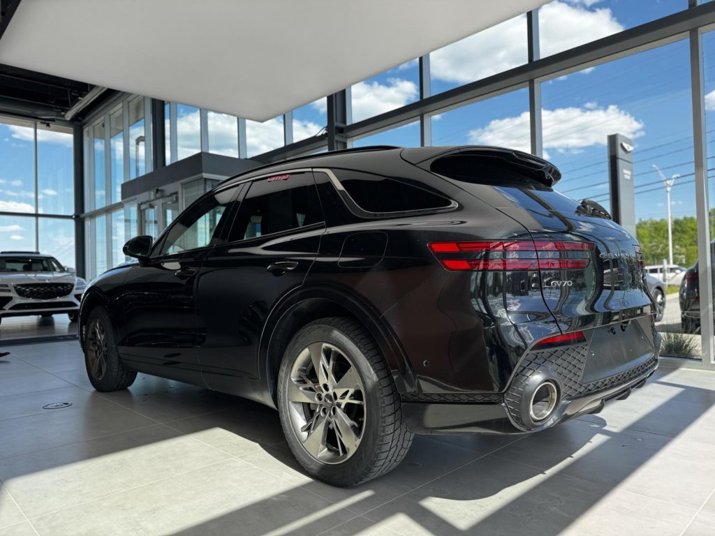 Genesis GV70 2022