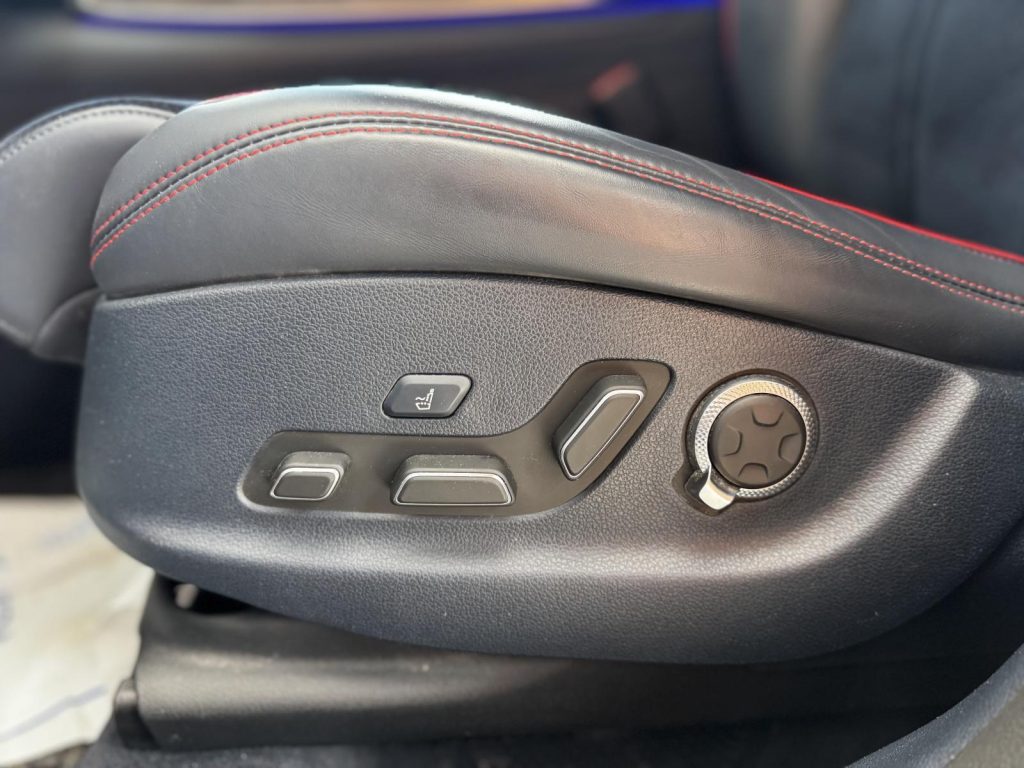 Genesis GV70 2022