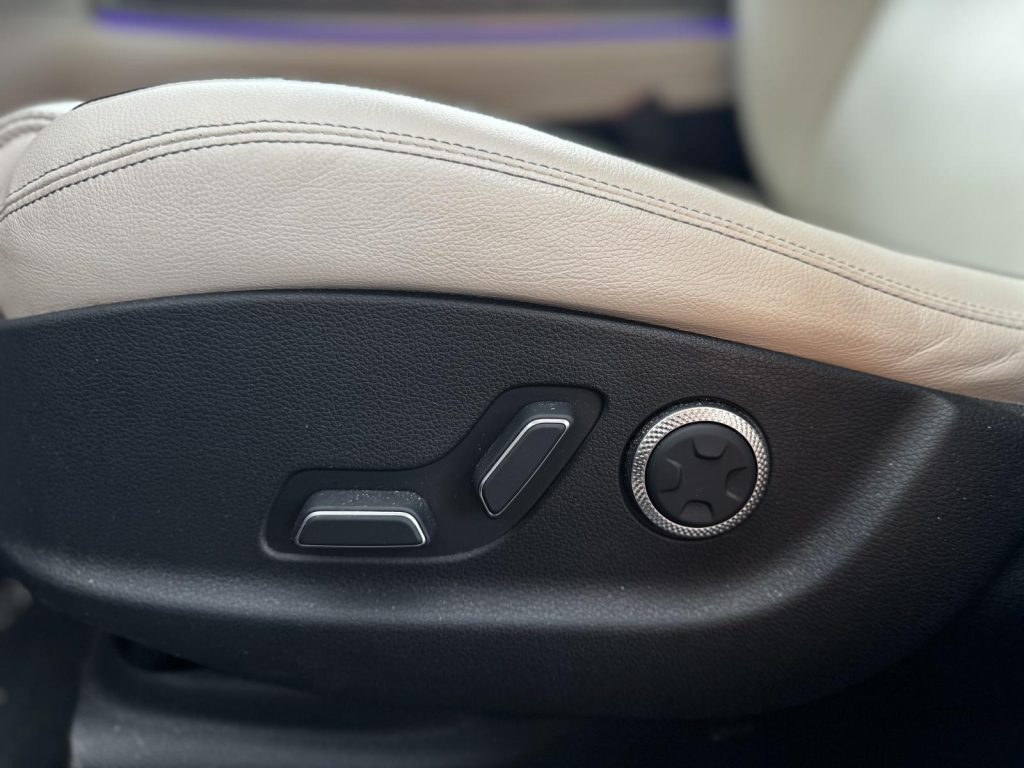 Genesis GV70 2022