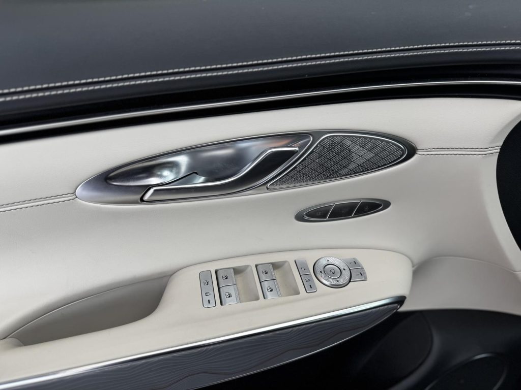 Genesis GV70 2022
