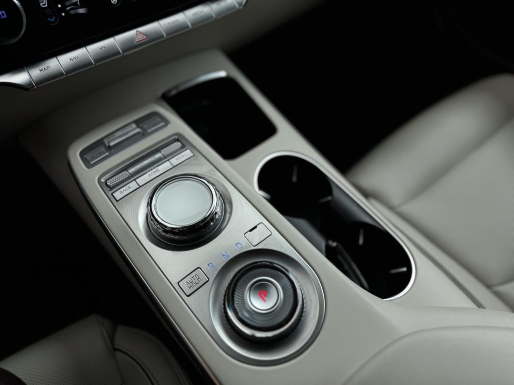 Genesis GV70 2022