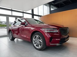 Genesis GV70 2023