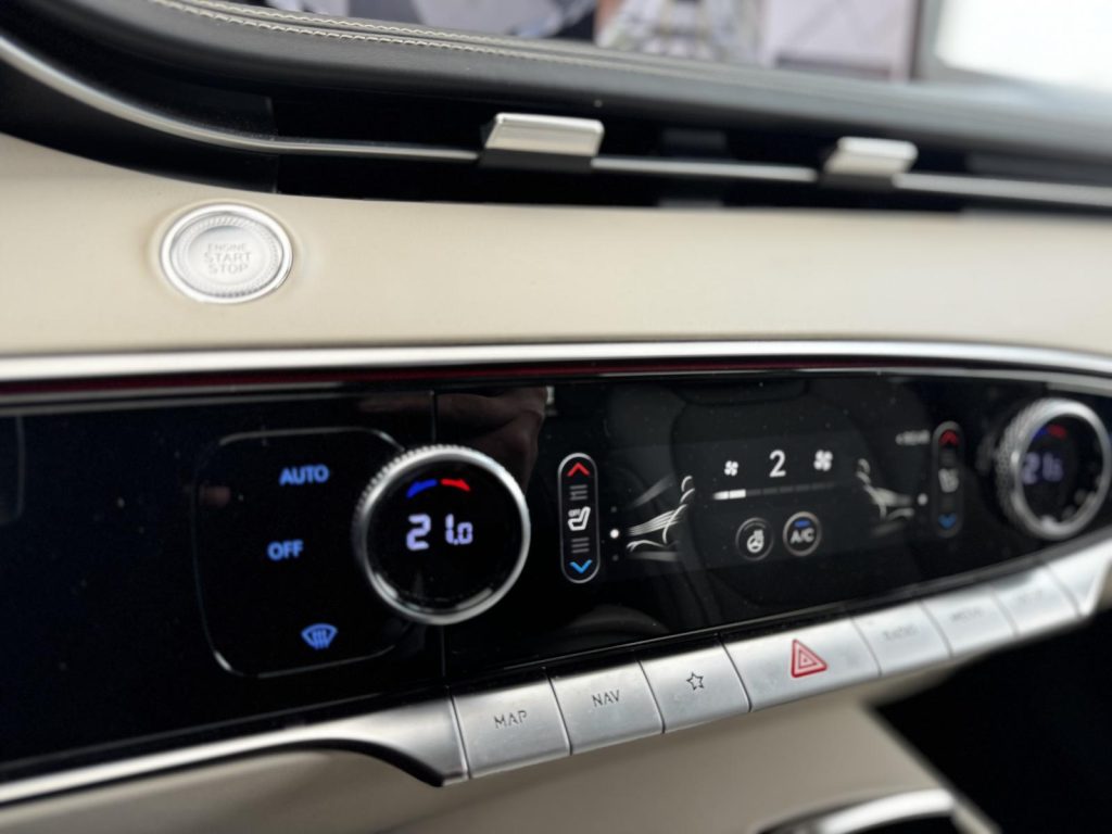 Genesis GV70 2023