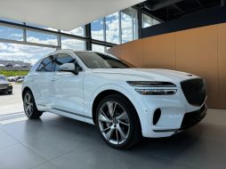 Genesis GV70 2025