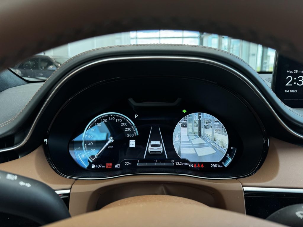 Genesis GV70 2025