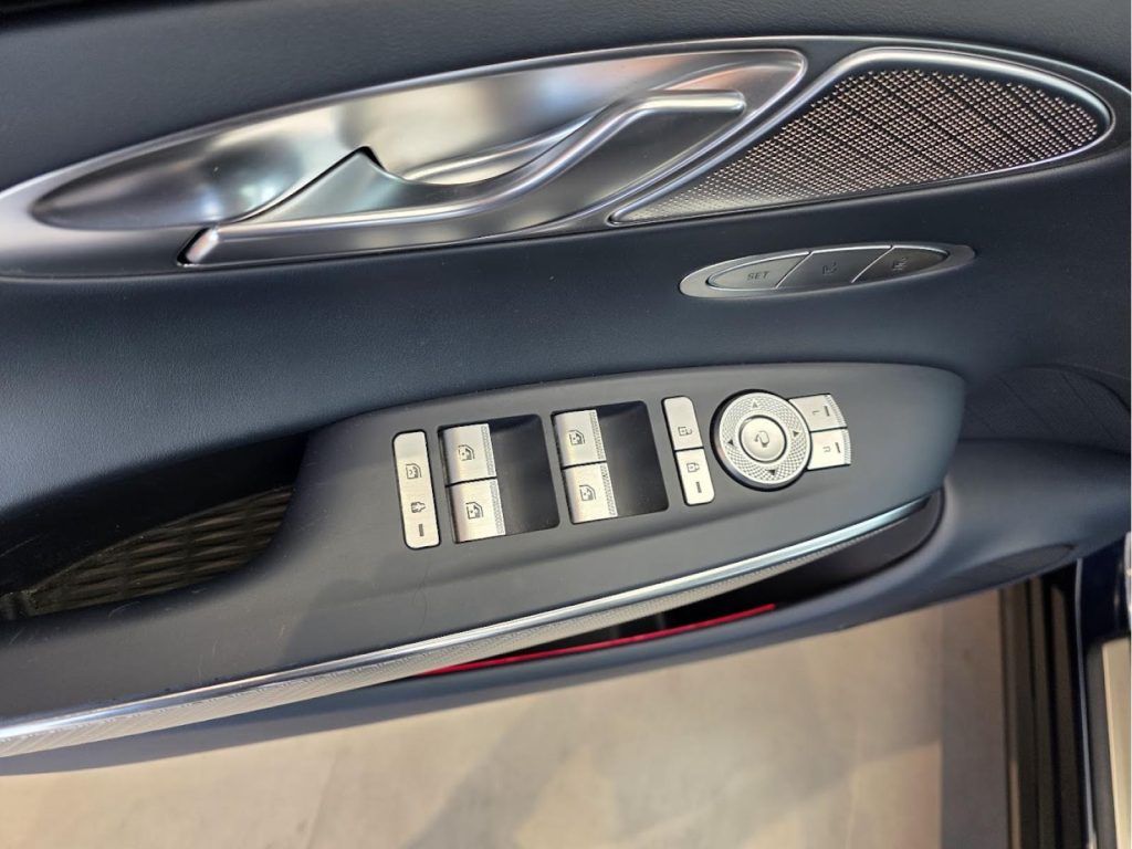 Genesis GV70 2022