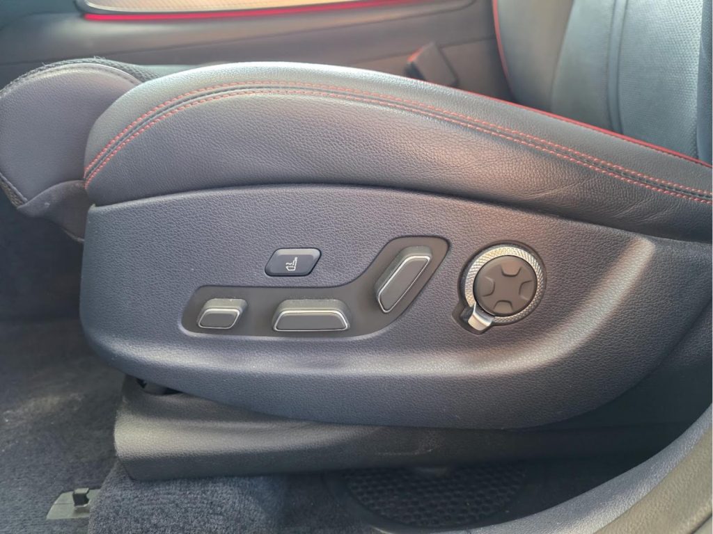 Genesis GV70 2022