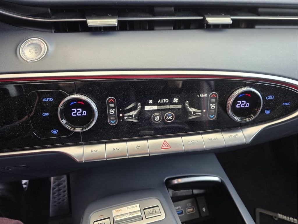 Genesis GV70 2022