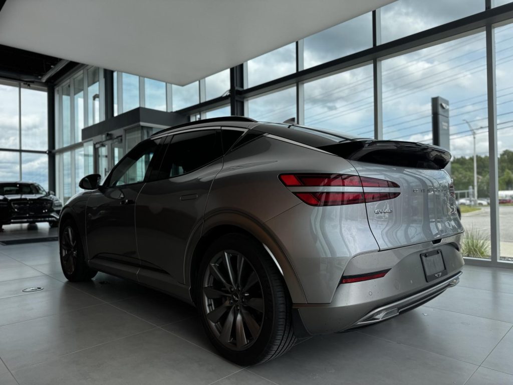 Genesis GV60 2023