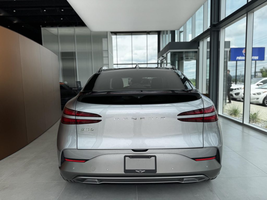 Genesis GV60 2023