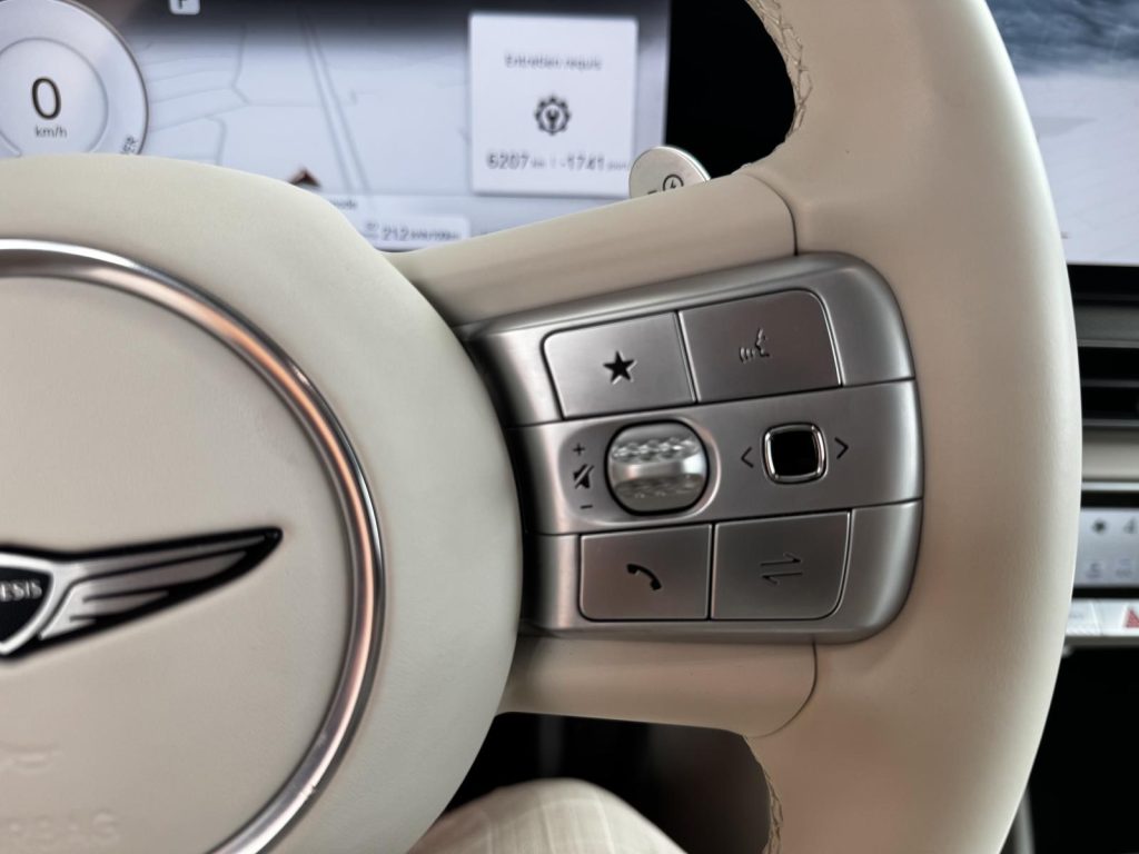 Genesis GV60 2023