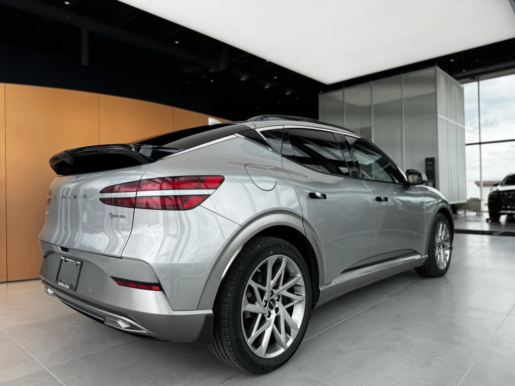 Genesis GV60 2023