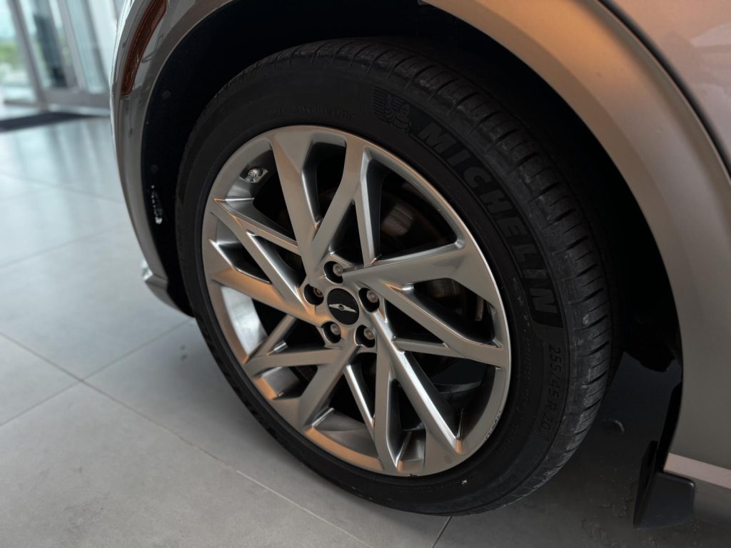 Genesis GV60 2023