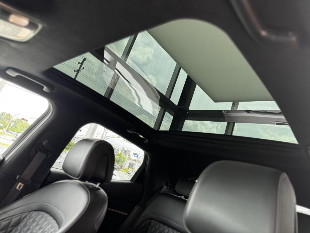 Genesis GV60 2023
