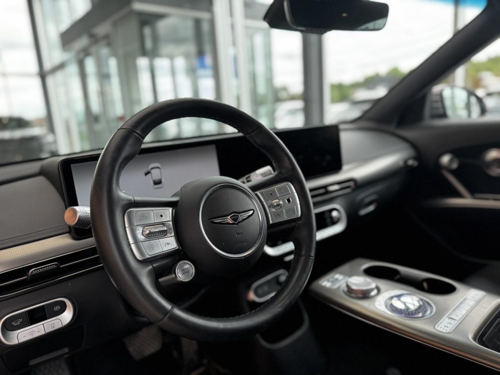 Genesis GV60 2023