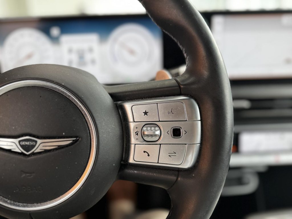 Genesis GV60 2023