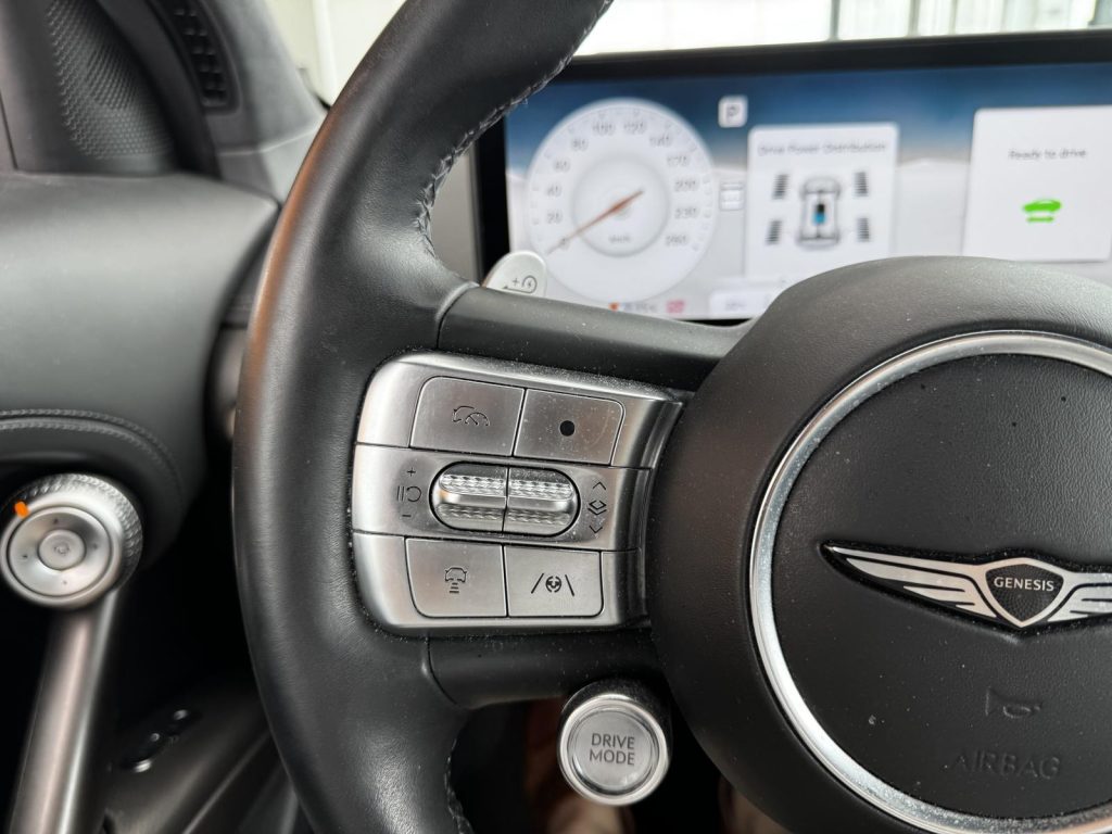 Genesis GV60 2023