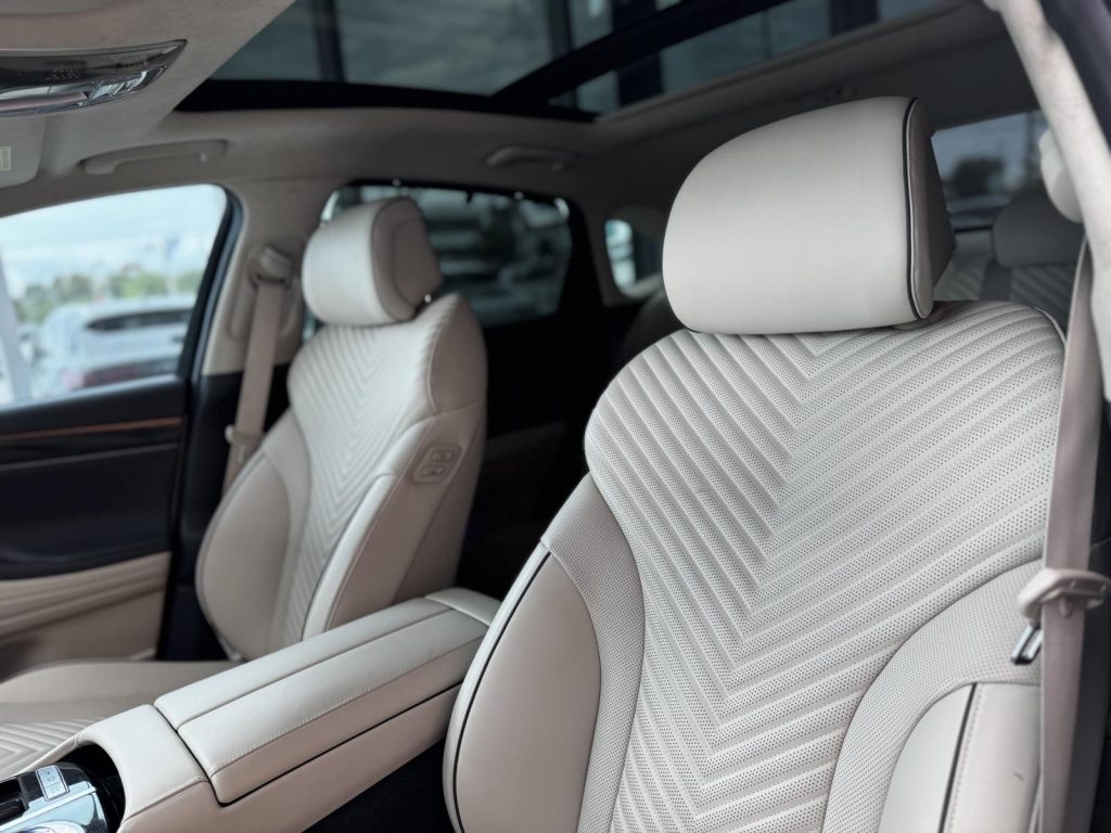 Genesis G80 2023