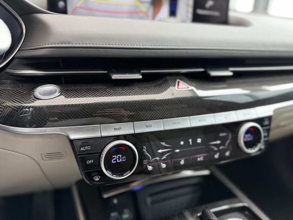 Genesis G80 2023