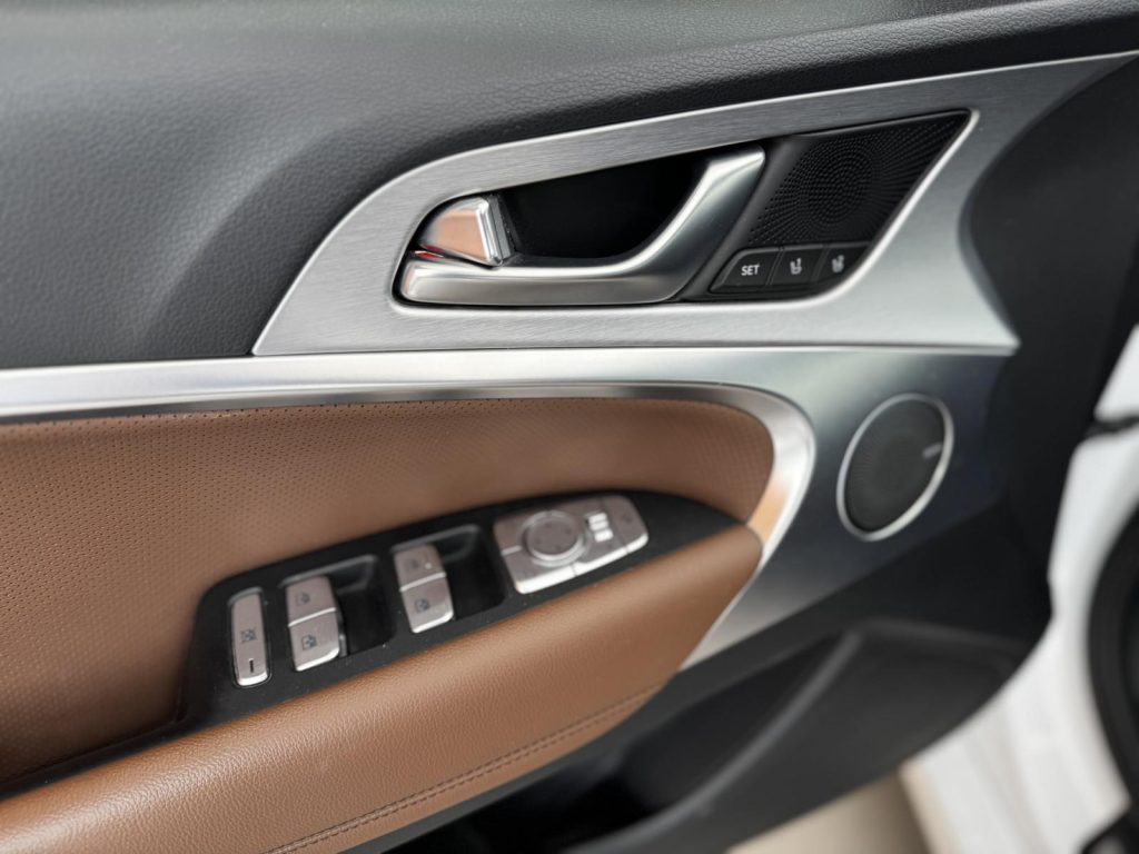 Genesis G70 2021