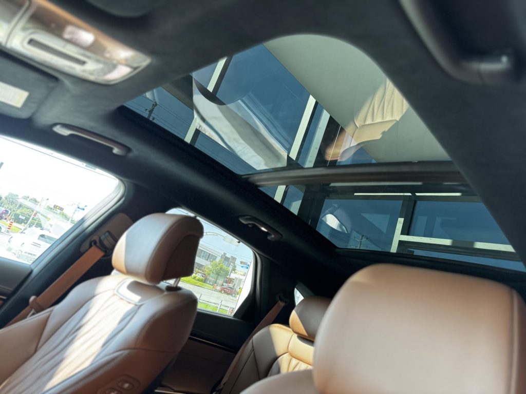 Genesis GV70 2025