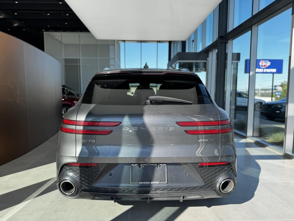 Genesis GV70 2022