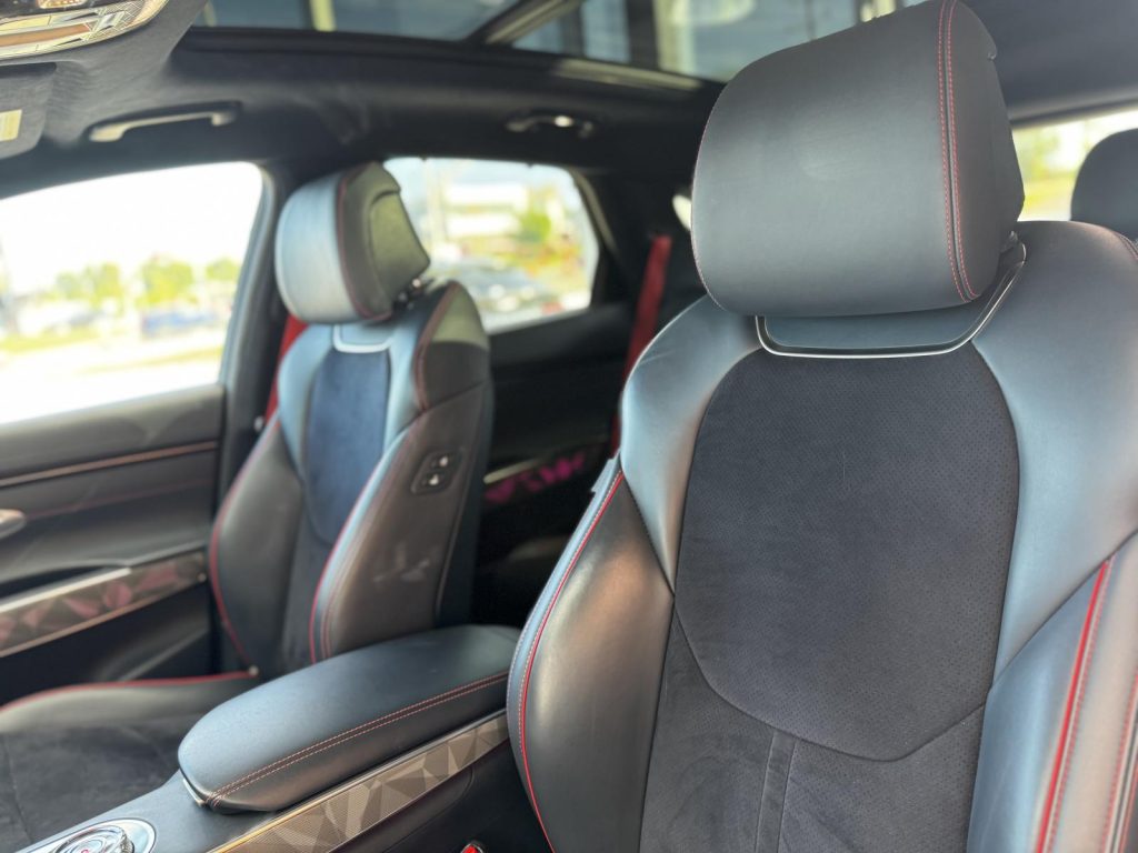 Genesis GV70 2022