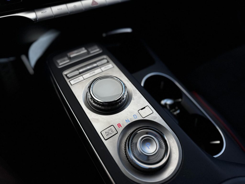 Genesis GV70 2022