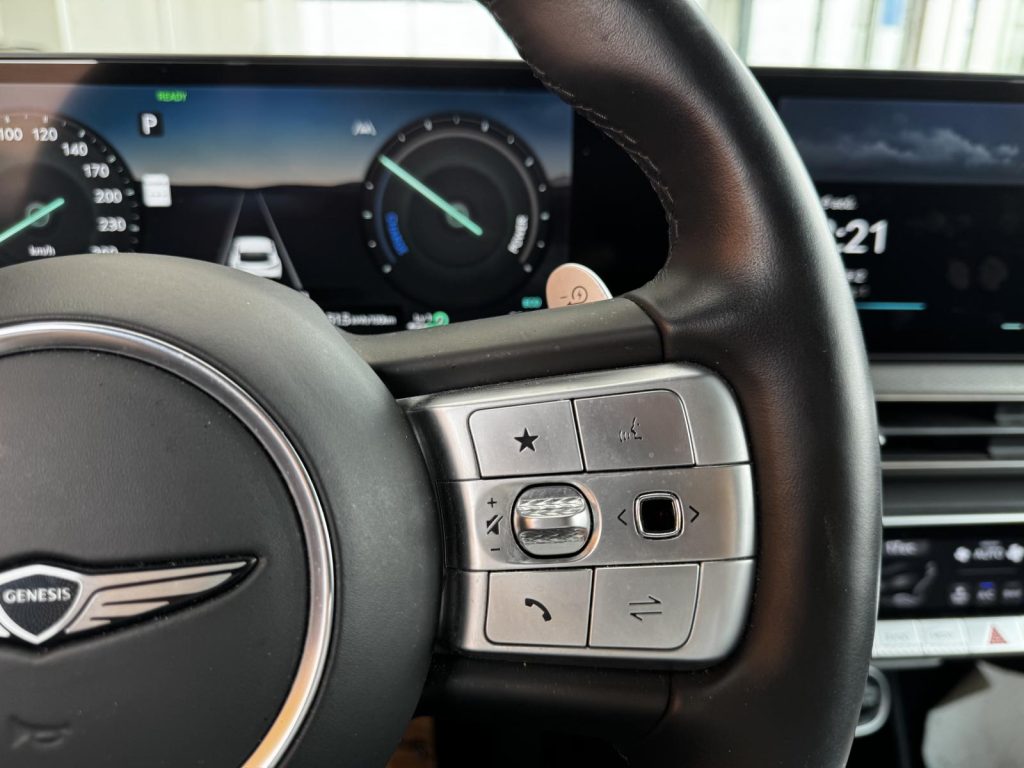 Genesis GV60 2023