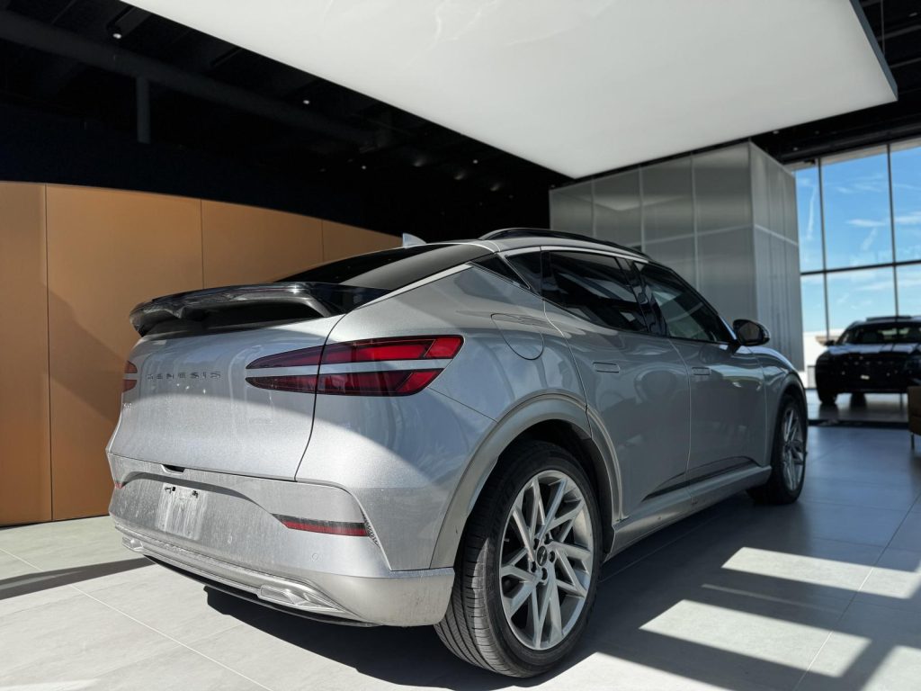 Genesis GV60 2023